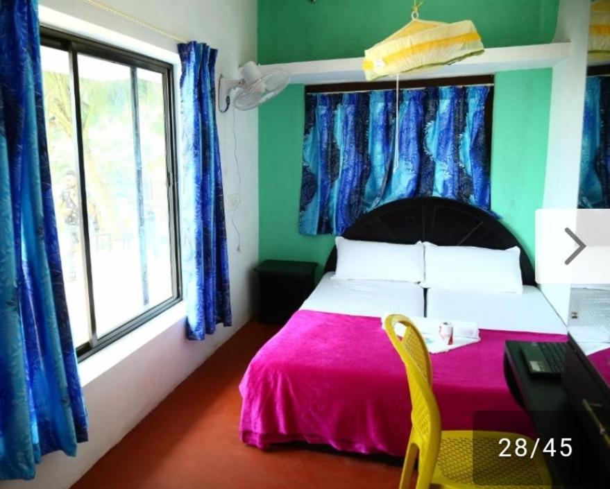 Funky Art Beach House Alappuzha ภายนอก รูปภาพ